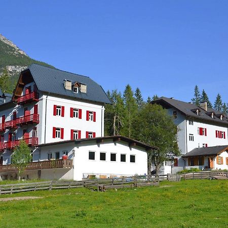 Hotel Croda Rossa Schluderbach Zewnętrze zdjęcie