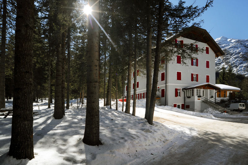 Hotel Croda Rossa Schluderbach Zewnętrze zdjęcie