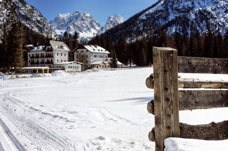 Hotel Croda Rossa Schluderbach Zewnętrze zdjęcie