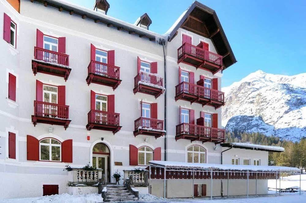 Hotel Croda Rossa Schluderbach Zewnętrze zdjęcie