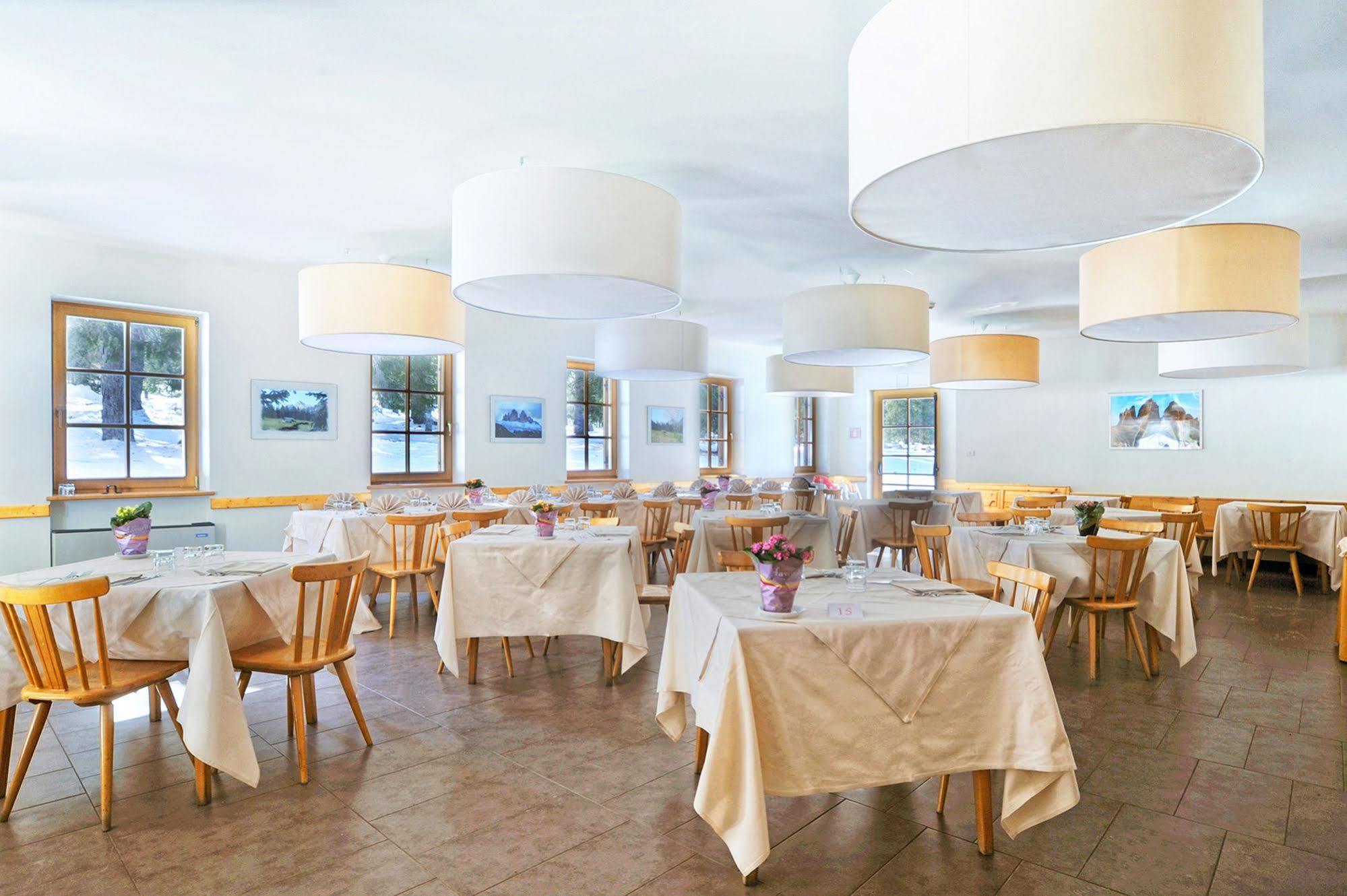 Hotel Croda Rossa Schluderbach Zewnętrze zdjęcie