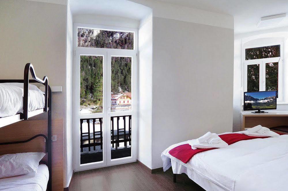 Hotel Croda Rossa Schluderbach Zewnętrze zdjęcie